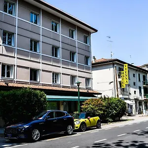 Vienna مارغيرا
